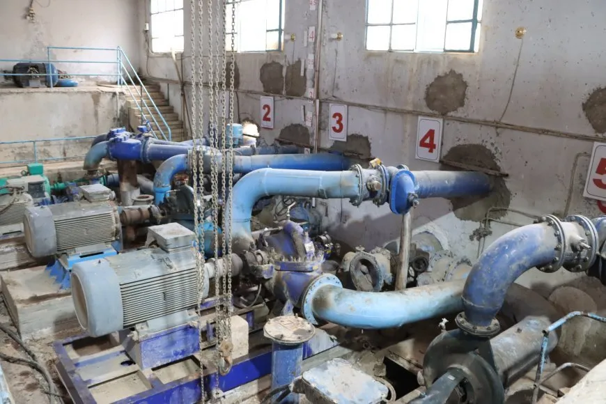 El Municipio Popular de Qamishlo advierte a los residentes sobre el uso del agua