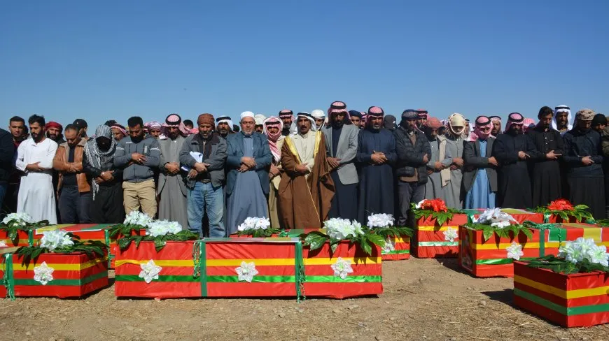 Ceremonia fúnebre de siete víctimas de los ataques turcos