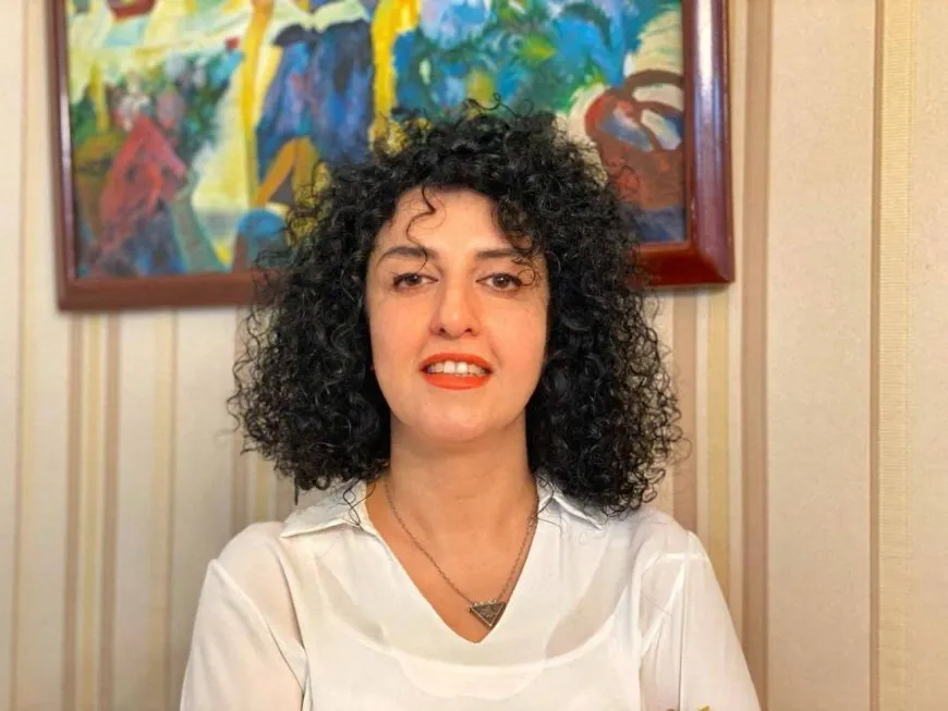 Piden otorgar el permiso de salud a la activista Narges Muhammadi para recibir tratamiento