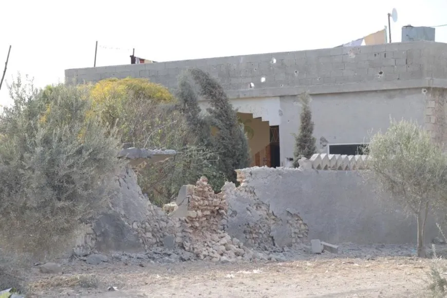 Los residentes de Aoun Al-Datat se aferran a sus hogares a pesar de la intensidad de los ataques