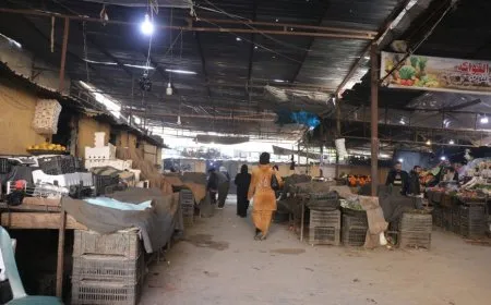 Escasez de suministro de alimentos en Sheikh Maqsoud