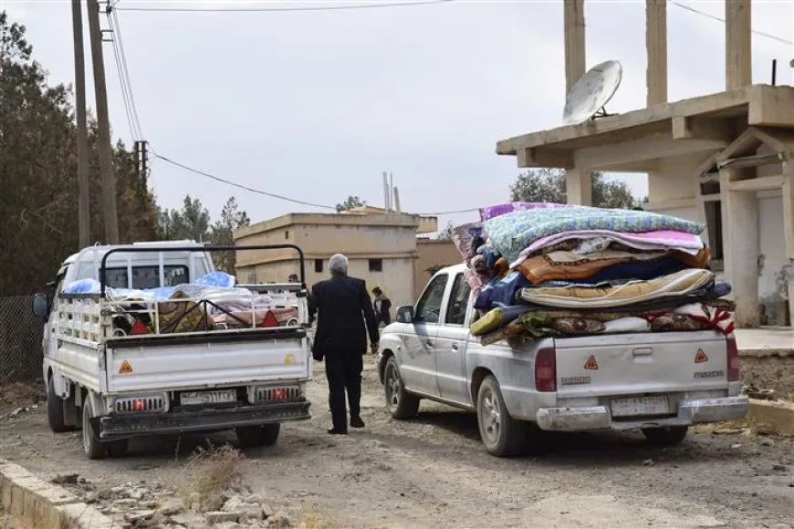 14 familias desplazadas internas recibidas en Tal Tamr mientras la ayuda continúa en Al-Hol