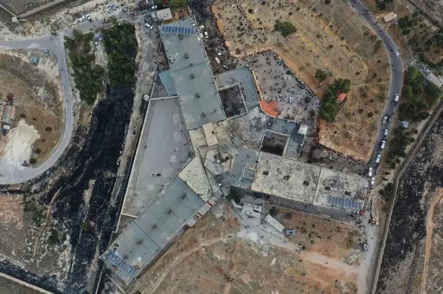 Los equipos de SAR terminan las operaciones en la prisión de Saydnaya