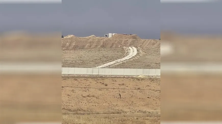 La ocupación turca despliega armas, soldados y mercenarios cerca de Kobani