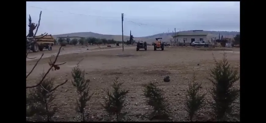Los ocupantes turcos bombardean la colina de Berkel