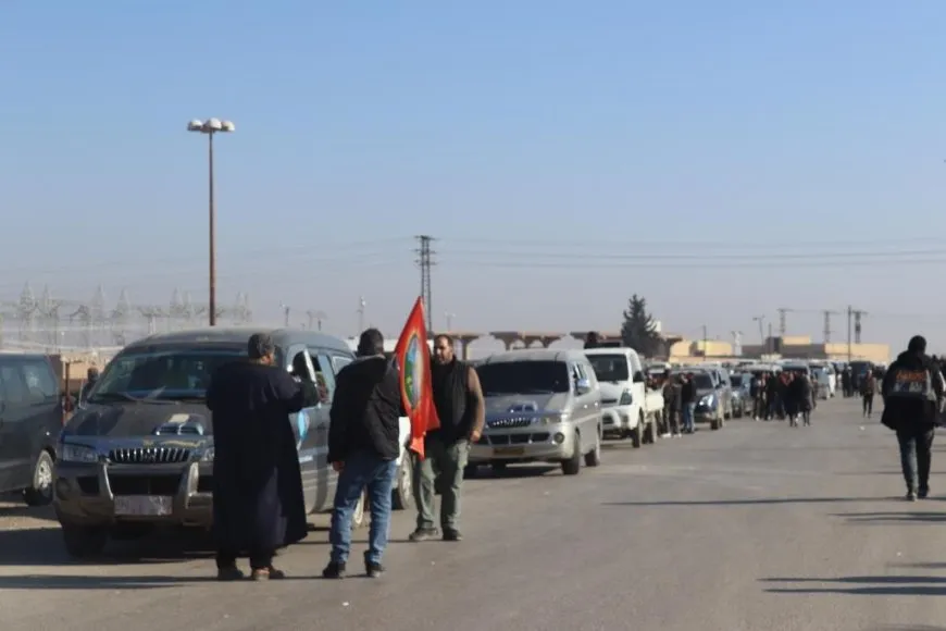 La gente de Raqqa, Tabqa y Deir ez-Zor participa en el turno en la presa de Tishreen