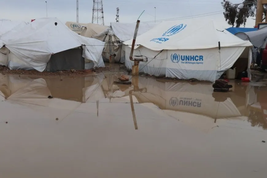 Las duras condiciones climáticas empeoran la situación de los desplazados internos de Afrin y Shahba