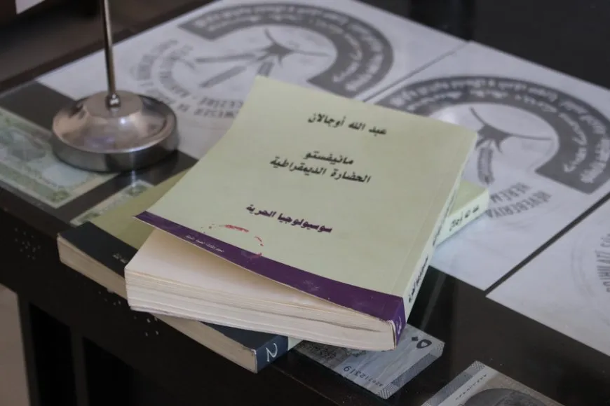 La ideología de Ocalan es la fuente de inspiración para estructurar la sociedad