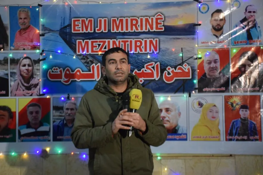 Los manifestantes en la presa de Tishrin abren una exposición en honor a los mártires