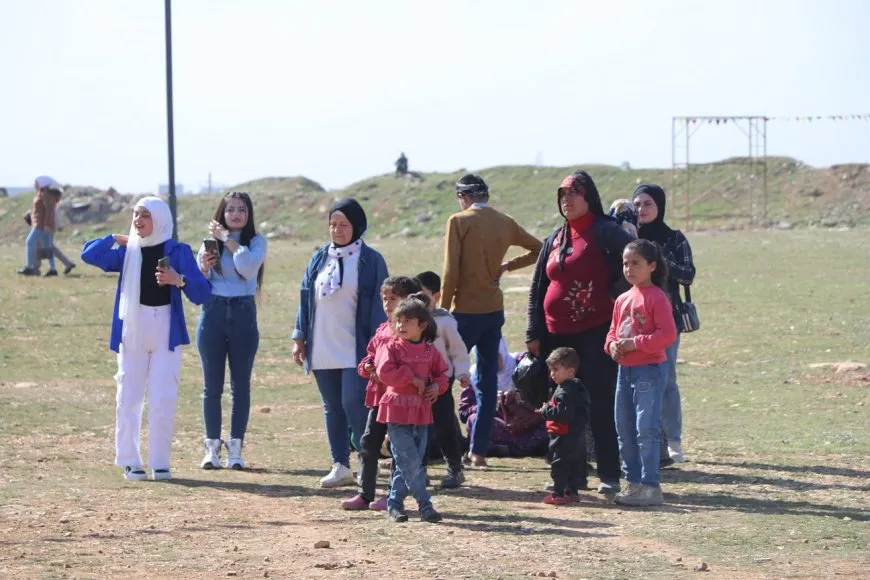 Comienzan las celebraciones del 8 de marzo en el norte y el este de Siria, y en Alepo