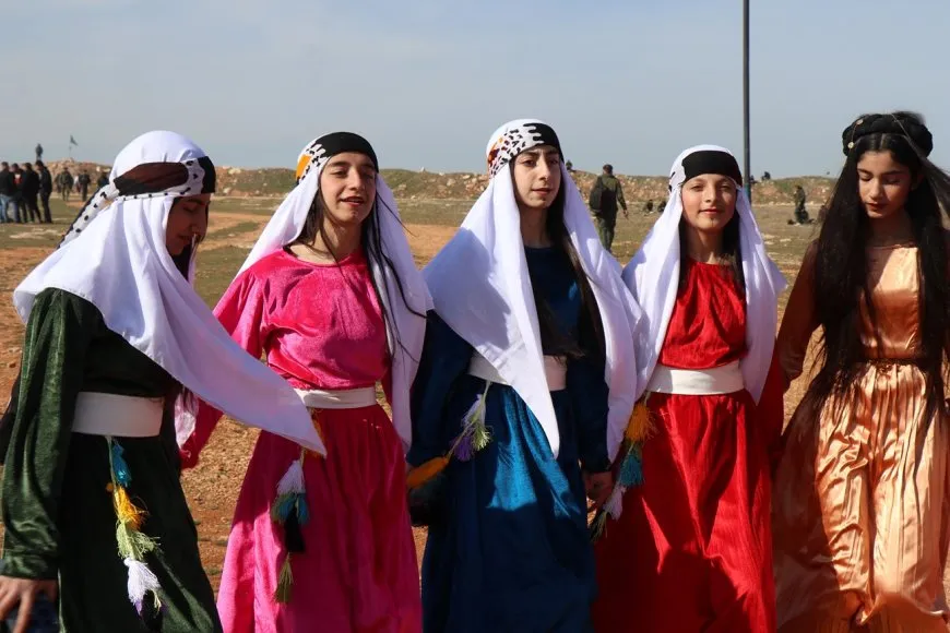Comienzan las celebraciones del 8 de marzo en el norte y el este de Siria, y en Alepo