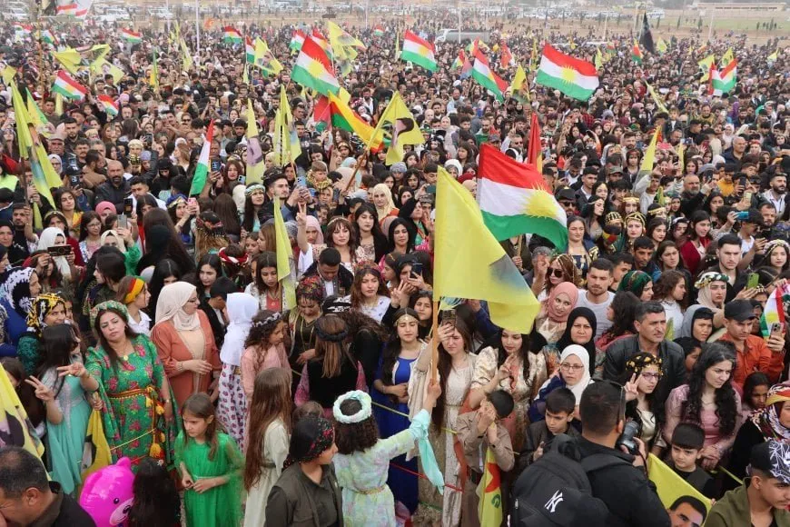 Un símbolo de unidad entre los pueblos en la celebración de Newroz en Alepo