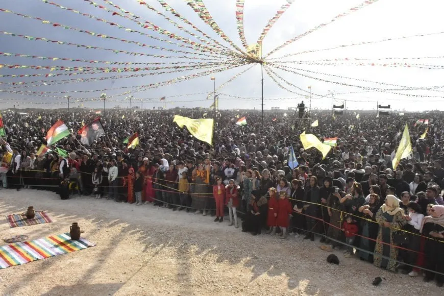 Un símbolo de unidad entre los pueblos en la celebración de Newroz en Alepo