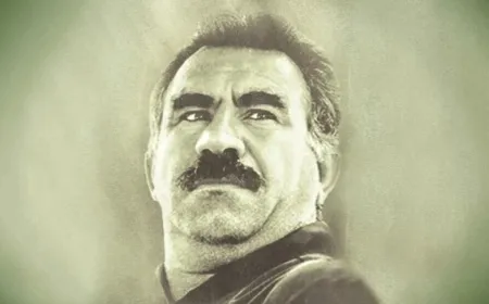 Las HPG felicitan al líder Abdullah Ocalan por su cumpleaños