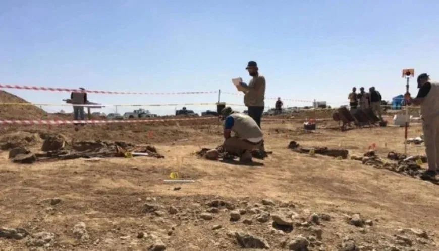 Hallada una fosa común con decenas de víctimas en la zona rural de Homs
