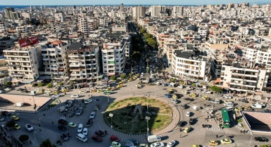 Latakia: operación de seguridad y cierre de barrios tras disparos nocturnos