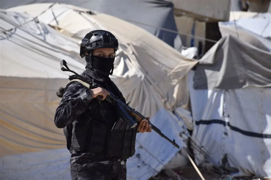 5 campañas de seguridad desde 2021: las redadas en curso apuntan a las células de ISIS en el campamento de al-Hol