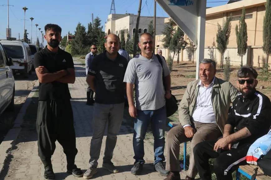 El nuevo convoy de Jazira Canton se dirige a la presa de Tishrin