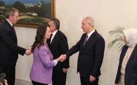 Comienza la reunión entre el Partido DEM y el AKP