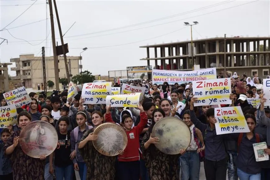 Manifestaciones masivas para celebrar el Día de la Lengua Kurda
