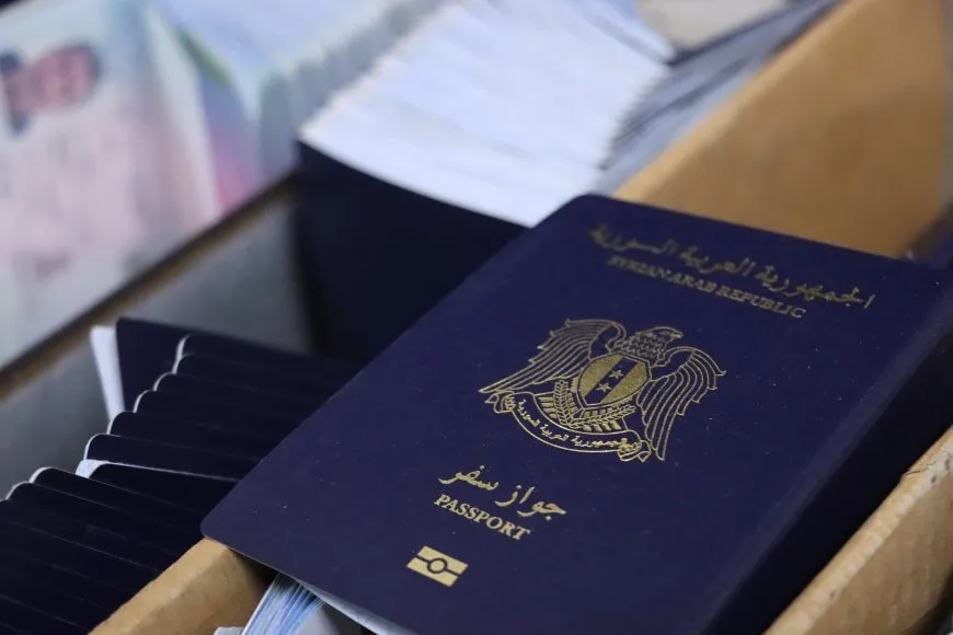 La DAA entrega pasaportes emitidos antes de la caída del régimen de Baath