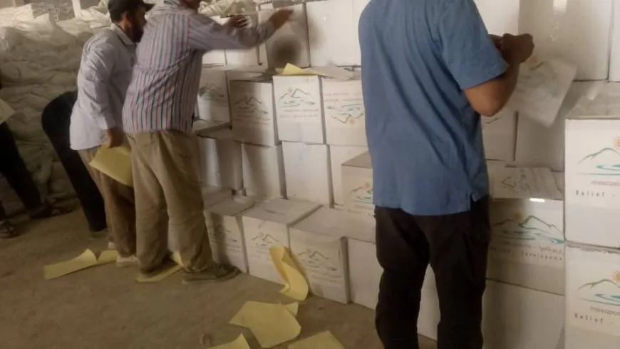 Envían 1500 canastas de alimentos desde el noreste de Siria a las zonas costeras afectadas