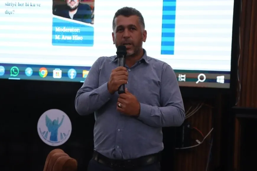 La Universidad de Kobanê acoge un panel sobre la lengua kurda
