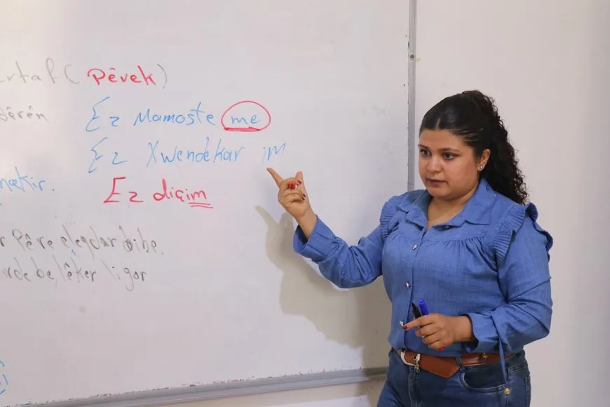 SZK revive el idioma kurdo,m y lo protege de la extinción a través de cursos de capacitación regulares