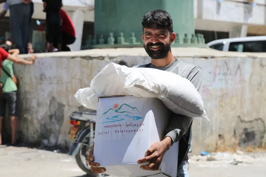 La Asociación de Mesopotamia continúa distribuyendo ayuda humanitaria en Latakia y sus alrededores