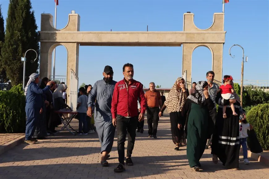 El Eid comienza con visitas a santuarios de mártires en el norte y este de Siria