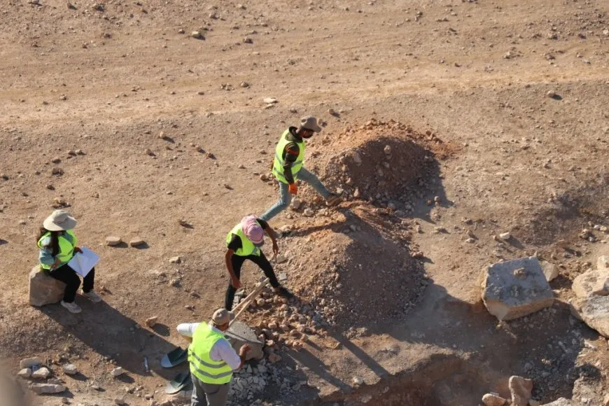 Esfuerzos para salvar los sitios arqueológicos en Tabqa tras la decadencia de Eufrates