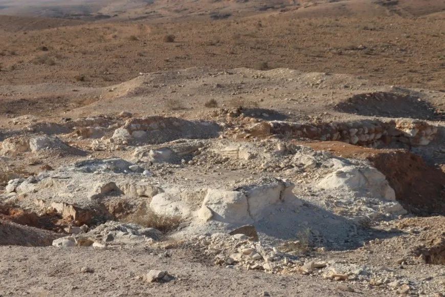 Esfuerzos para salvar los sitios arqueológicos en Tabqa tras la decadencia de Eufrates