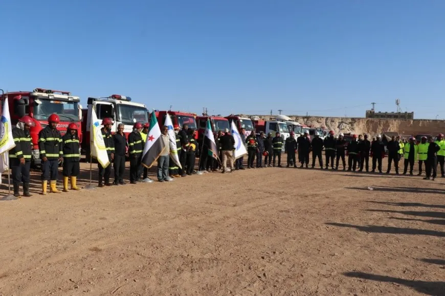 El convoy de AANES de apoyo para ayudar a extinguir incendios costeros