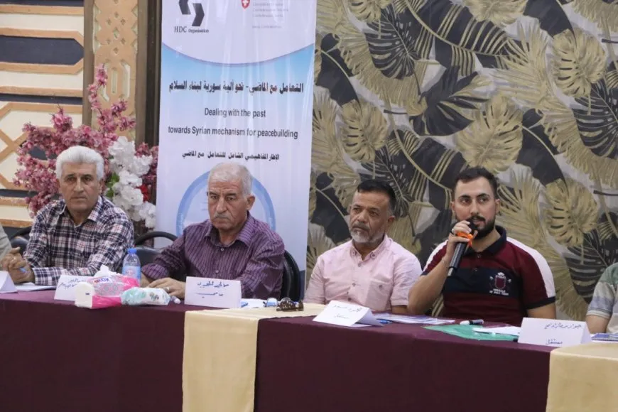 La conferencia discute la construcción del mecanismo de paz sirio