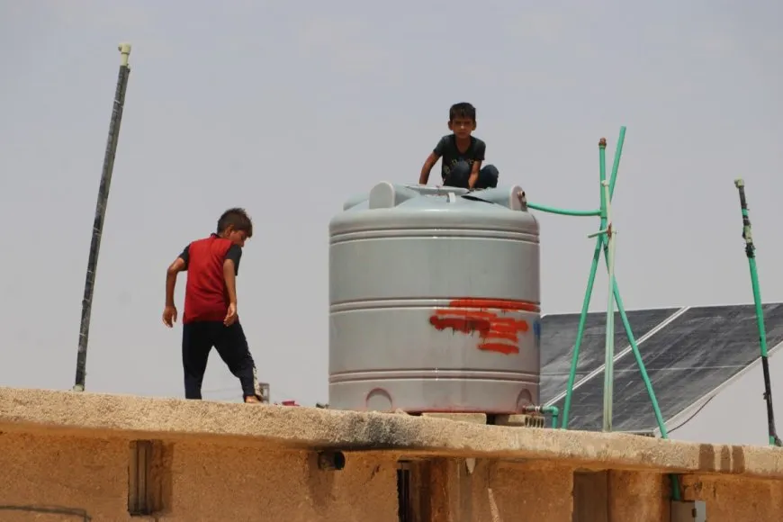 La grave crisis del agua exacerba a los desplazados internos de Serêkaniyê sufriendo en medio de los llamamientos a un regreso seguro