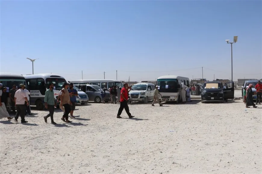 Otras 45 familias abandonan el campamento de Arisha
