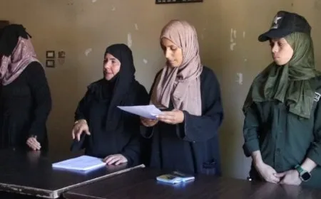 Sesión de lectura del manifiesto "Paz y Sociedad Democrática" lanzada en Deir ez-Zor