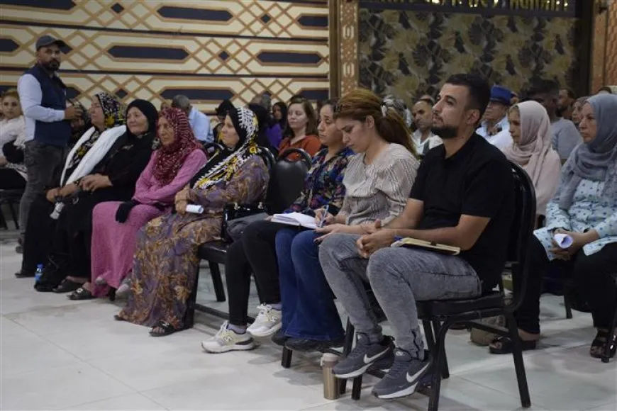 El Ayuntamiento de Hasaka y las comunas debaten los planes para 2026