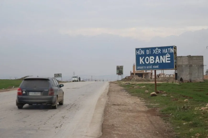Un niño resulta herido por balas de la gendarmería turca en Kobani