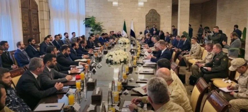 Reunión en Damasco entre al-Shaybani y la delegación rusa