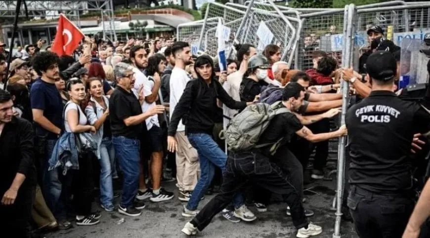 Turquía en llamas.. Manifestaciones populares masivas en Ankara y Estambul