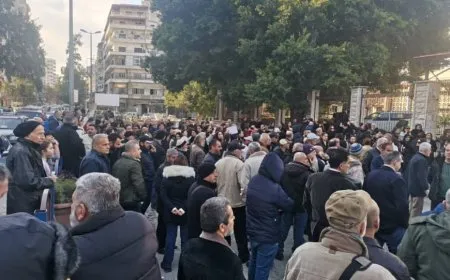 Decenas de empleados municipales despedidos por motivos religiosos