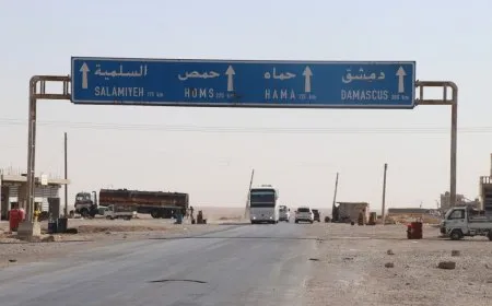 Se reanuda el tráfico de pasajeros en la carretera Tabqa-Salamiyah tras 14 días de interrupción