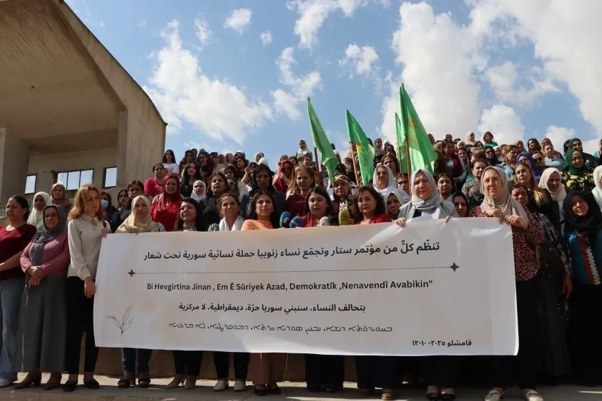 Kongra Star y la Unión de Mujerez Zenobia lanzan una campaña para construir una Siria libre y democrática