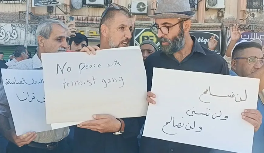 Los residentes de Suwayda reafirman sus demandas en nuevas manifestaciones