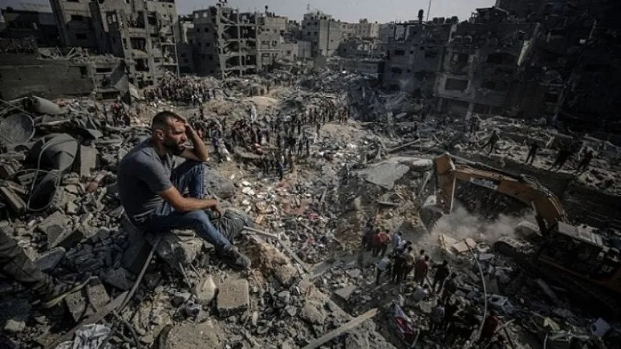 Más de 61 millones de toneladas de escombros tras dos años de guerra en Gaza