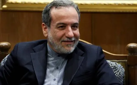 El ministro de Exteriores iraní Araghchi visitará París el miércoles