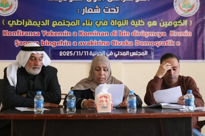 Se celebra en la ciudad de Curniyê, Tabqa, una conferencia de comunas