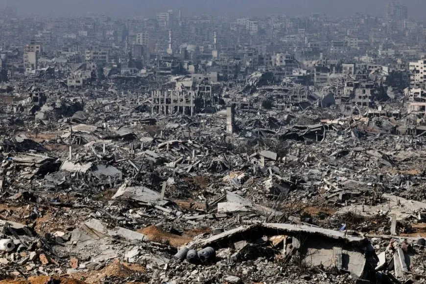 El ejército israelí destruye más de 1.500 edificios en Gaza tras el alto el fuego
