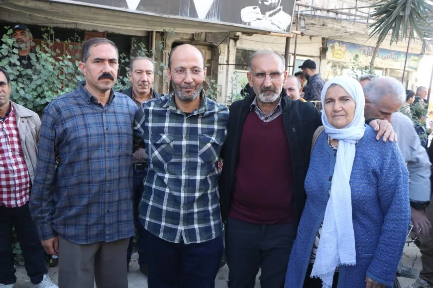 Tras 32 años en cárceles del Estado turco, un combatiente del Movimiento de Liberación del Kurdistán regresa a Şêxmeqsûd